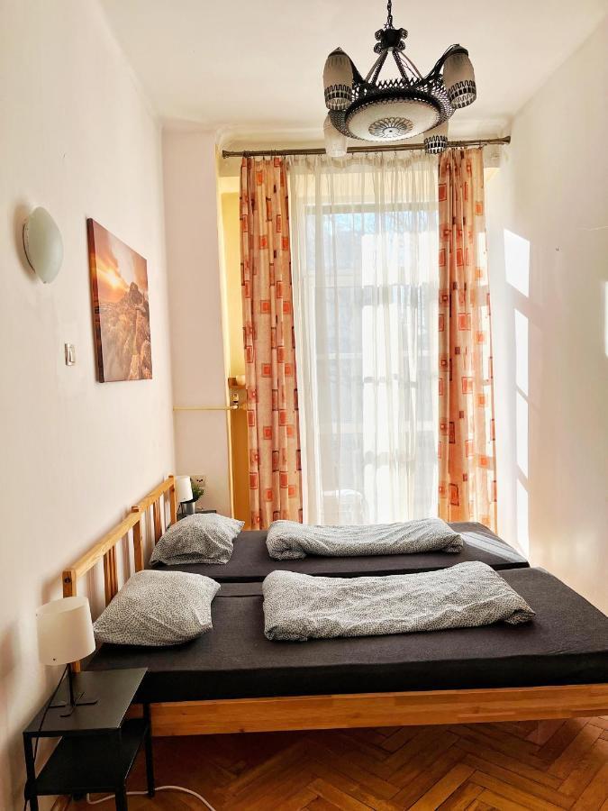 Nice Room In City Centre كراكوفيا المظهر الخارجي الصورة